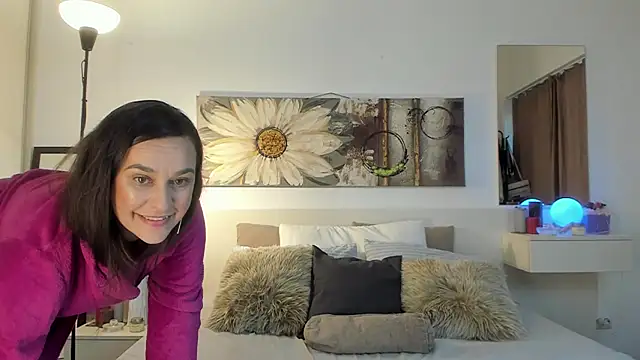 JoyCasidy online show from October 2025 01:41:02 PM