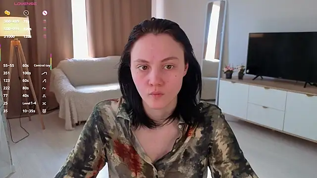 Snapshot of MaryCoopeer chatting on May 2026 05:12:01 AM MaryCoopeer online show from May 2026 05:12:01 AM