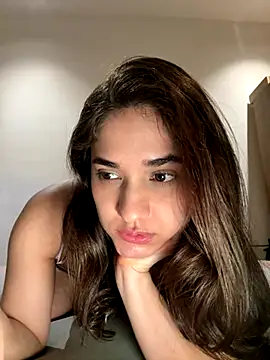 CuteeRose online show from December 2025 08:16:02 PM