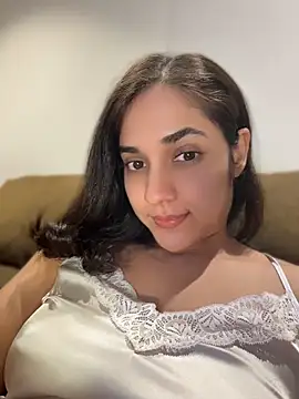 CuteeRose online show from July 2026 05:51:02 PM