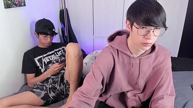 Aventure Twinks online show from December 2024 10:11:01 PM