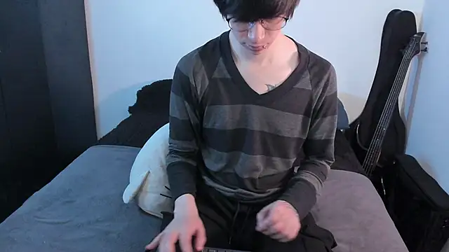 Aventure Twinks online show from June 2026 02:58:01 AM