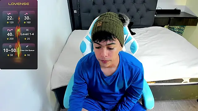 Franco Rizzo  online show from December 2024 09:00:01 PM