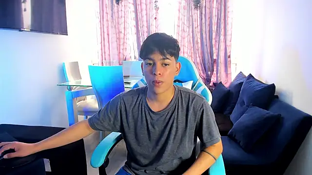 Franco Rizzo  online show from February 2025 08:24:01 PM