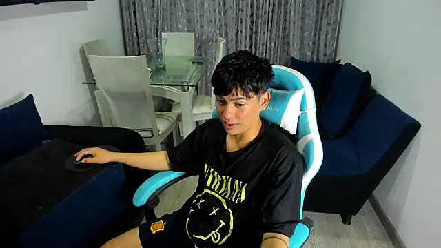 Franco Rizzo  online show from February 2025 11:37:01 PM