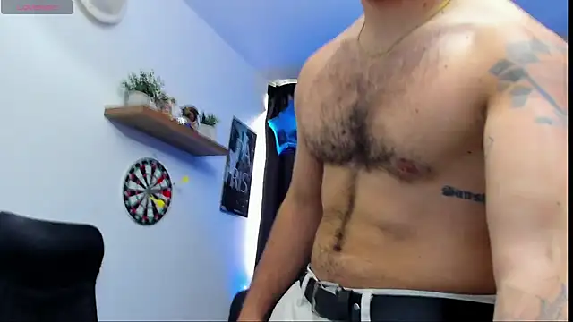 Snapshot of AndrewDiaz chatting on December 2024 05:02:01 PM AndrewDiaz online show from December 2024 05:02:01 PM