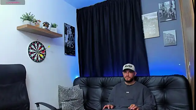 Snapshot of AndrewDiaz chatting on January 2025 03:26:02 AM AndrewDiaz online show from January 2025 03:26:02 AM