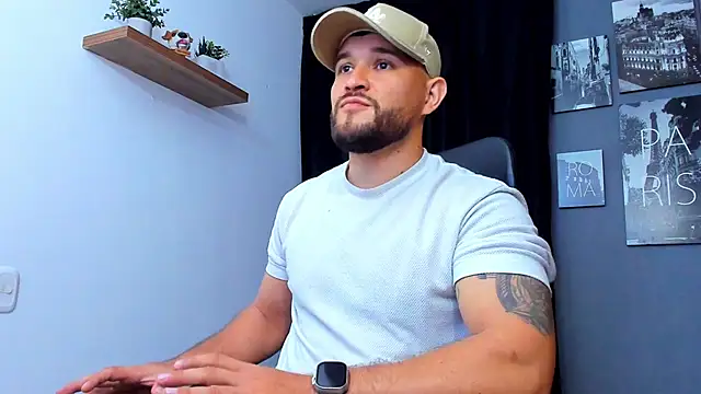 Snapshot of AndrewDiaz chatting on November 2025 09:59:01 AM AndrewDiaz online show from November 2025 09:59:01 AM