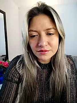 valeriahunter1 online show from March 2025 09:26:02 PM