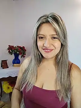 valeriahunter1 online show from June 2026 10:01:02 PM