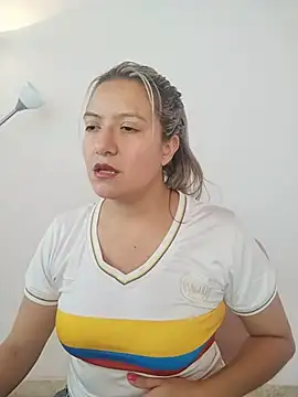 valeriahunter1 online show from June 2026 09:35:02 PM
