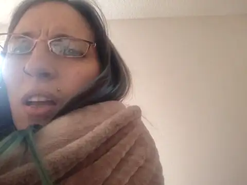 SmokeShow686 online show from March 2026 05:35:01 PM