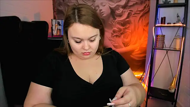 Snapshot of KimberlyMaran chatting on January 2025 09:12:01 AM KimberlyMaran online show from January 2025 09:12:01 AM