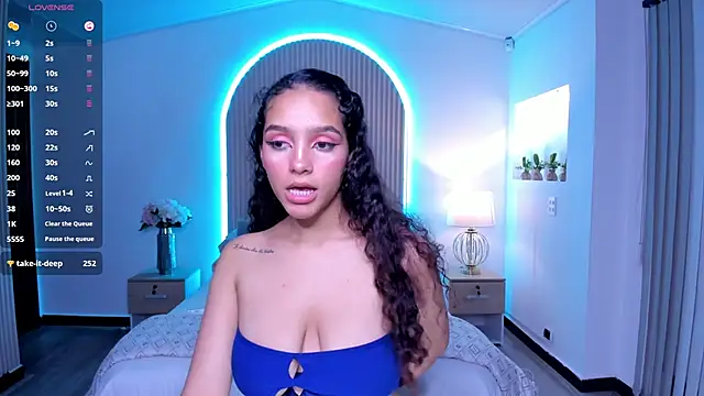 Snapshot of anahi_curlie1 chatting on December 2024 07:40:01 AM anahi curlie1 online show from December 2024 07:40:01 AM