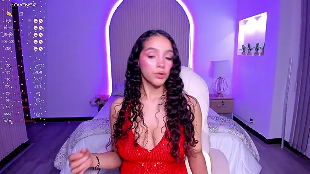 Snapshot of anahi_curlie1 chatting on January 2025 07:05:01 AM anahi curlie1 online show from January 2025 07:05:01 AM