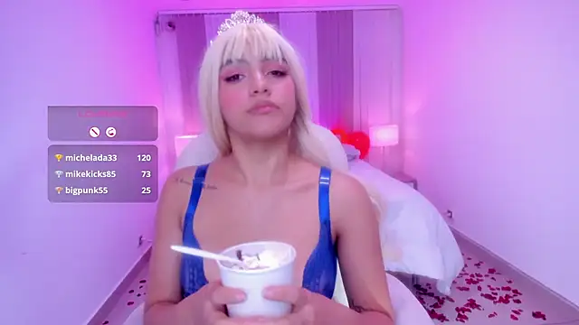 Snapshot of anahi_curlie1 chatting on February 2025 08:00:02 AM anahi curlie1 online show from February 2025 08:00:02 AM