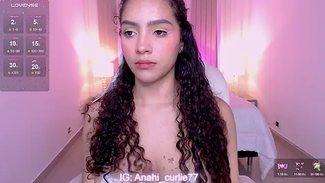Snapshot of anahi_curlie1 chatting on February 2025 03:26:02 AM anahi curlie1 online show from February 2025 03:26:02 AM