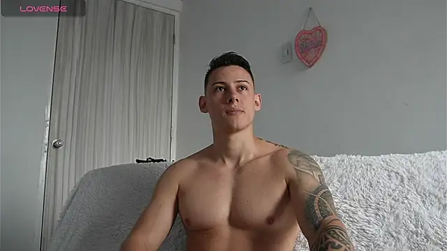 Muscle King Cum online show from March 2026 01:28:01 PM