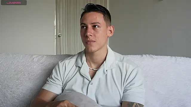 Muscle King Cum online show from July 2026 01:36:02 PM