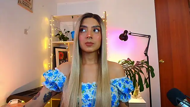 Yeriawaddell  online show from January 2025 12:28:01 AM