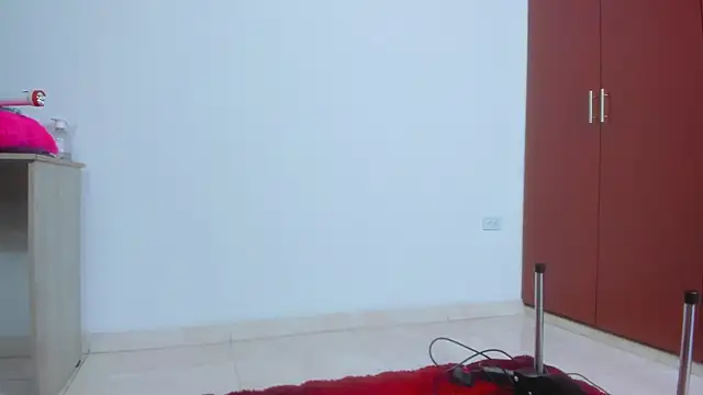 Snapshot of tatiana_big_ass_boobs chatting on February 2025 12:38:02 PM tatiana big ass boobs online show from February 2025 12:38:02 PM