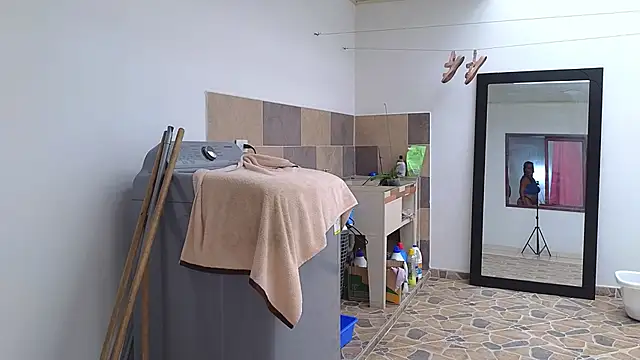 Snapshot of tatiana_big_ass_boobs chatting on October 2025 03:47:02 PM tatiana big ass boobs online show from October 2025 03:47:02 PM