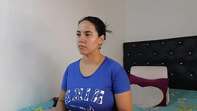 Snapshot of tatiana_big_ass_boobs chatting on November 2025 05:00:01 PM tatiana big ass boobs online show from November 2025 05:00:01 PM