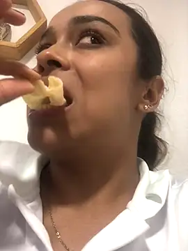 JuanaSimons online show from October 2025 02:04:01 AM