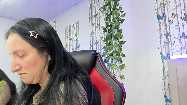 Andrefoxx  online show from November 2025 04:14:02 AM