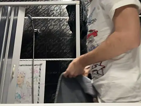 Drogon1000 online show from December 2025 08:58:01 PM