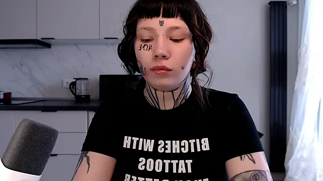 tradishka online show from February 2025 09:24:01 AM