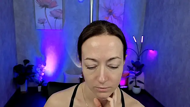 kimberlyray777 online show from February 2025 12:19:01 PM