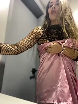 Emilia Bakerr online show from December 2024 09:24:01 PM