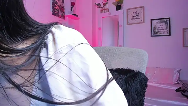  Caroliinee  online show from January 2025 01:27:01 AM