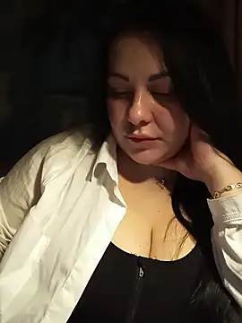 DaisyStreet online show from February 2025 10:04:01 PM