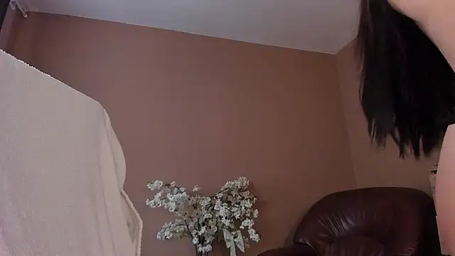 KaylaLaine online show from February 2026 07:37:01 AM