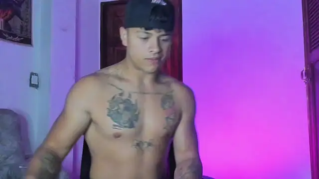 Dominic Biker   online show from April 2026 04:21:01 AM