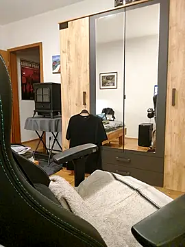 noidentiti online show from March 2025 07:57:02 PM