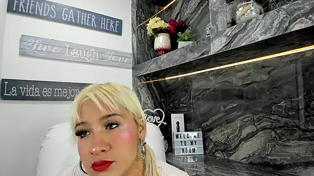 miss danika online show from February 2025 11:01:02 AM