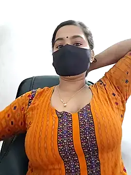 Snapshot of Ritusri_Dotta chatting on October 2025 03:38:01 AM Ritusri Dotta online show from October 2025 03:38:01 AM