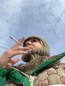 LikaCat online show from March 2025 07:09:01 AM