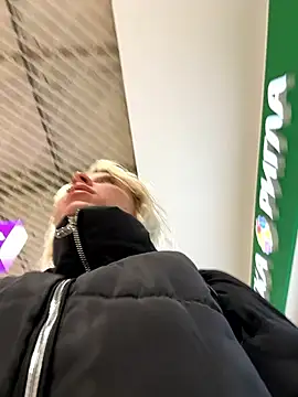 LikaCat online show from September 2025 04:07:01 AM