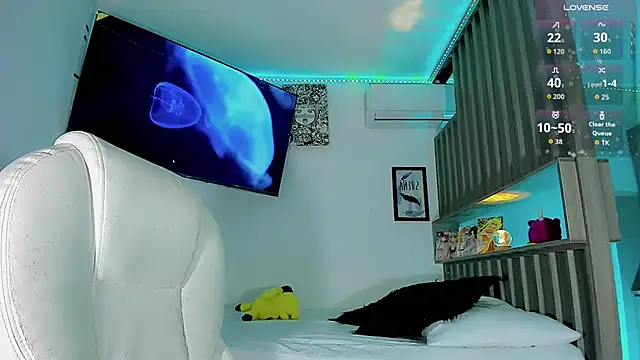 Ashlycuute online show from September 2025 03:49:01 AM