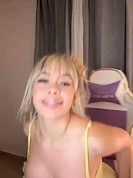 Alison Diaz17 online show from September 2025 11:59:01 PM