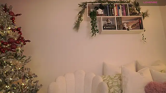 EmilyxRose - online show from December 2024 10:19:01 PM