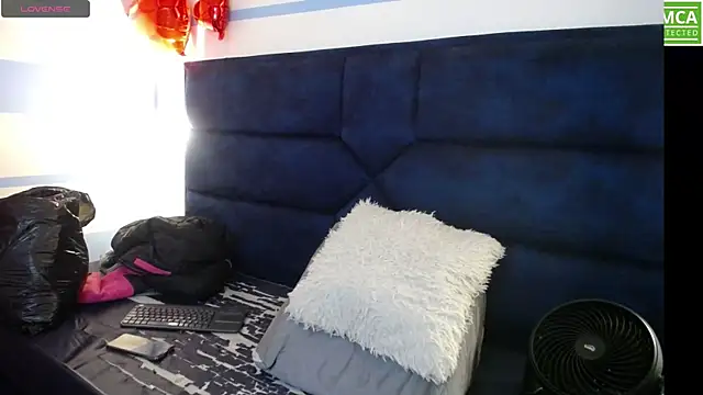 Snapshot of Natasha_699 chatting on February 2025 07:58:01 PM Natasha 699 online show from February 2025 07:58:01 PM