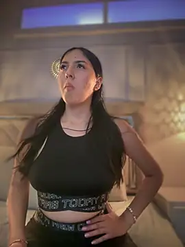 MarianaBenz online show from February 2025 08:16:01 PM