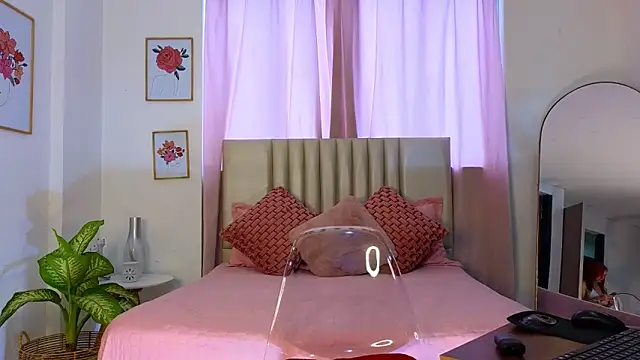 KristennBlue online show from February 2025 02:48:02 PM