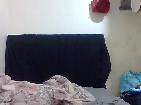 Snapshot of honeypotsweet chatting on July 2026 12:00:01 PM honeypotsweet online show from July 2026 12:00:01 PM