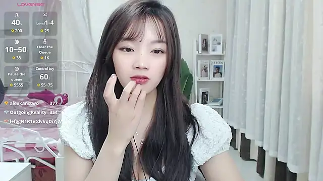 Jenny-Z online show from March 2025 05:52:02 AM